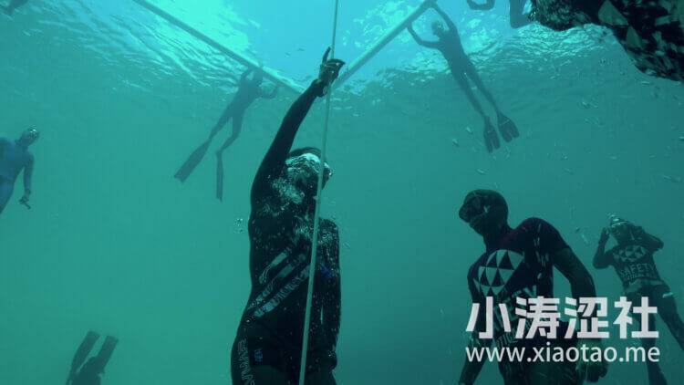 【影评】Netflix《呼吸的极限》互相理解与扶持的感情，比海还深-1