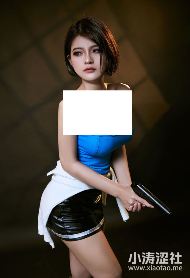 Azami在《生化危机 3》中 cosplay 吉尔瓦伦丁