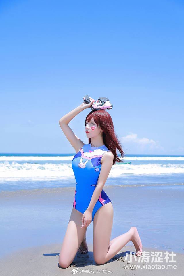 coser@猫尼_Neko在《守望先锋》中化身“比基尼版”宋哈娜D.Va