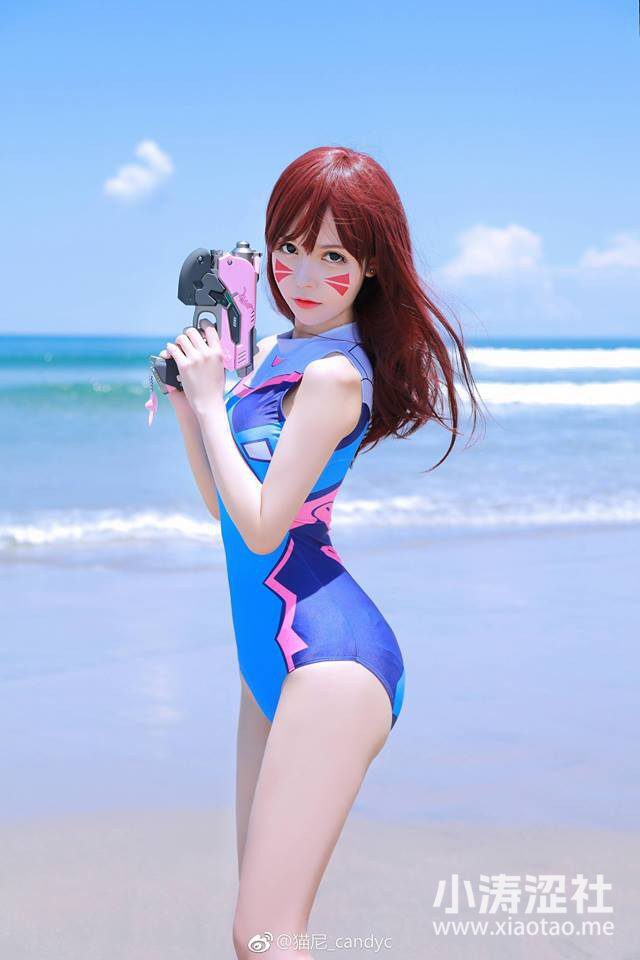 coser@猫尼_Neko在《守望先锋》中化身“比基尼版”宋哈娜D.Va