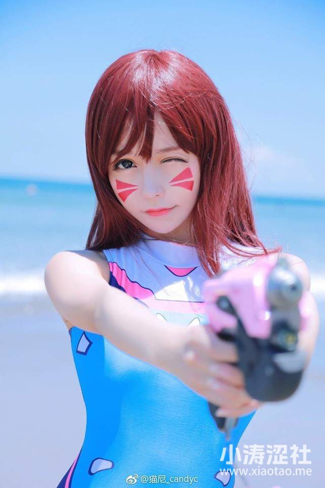 coser@猫尼_Neko在《守望先锋》中化身“比基尼版”宋哈娜D.Va
