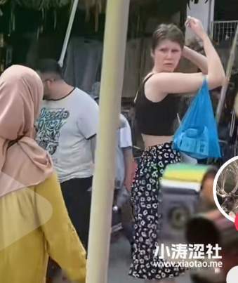 光天化日送毛妹罩子的“袜子哥”到底有多离谱？_黑料正能量