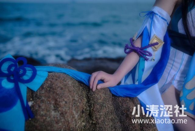 coser@_Azusaa_在《阴阳师》化身美丽的“占卜师”八百比丘尼