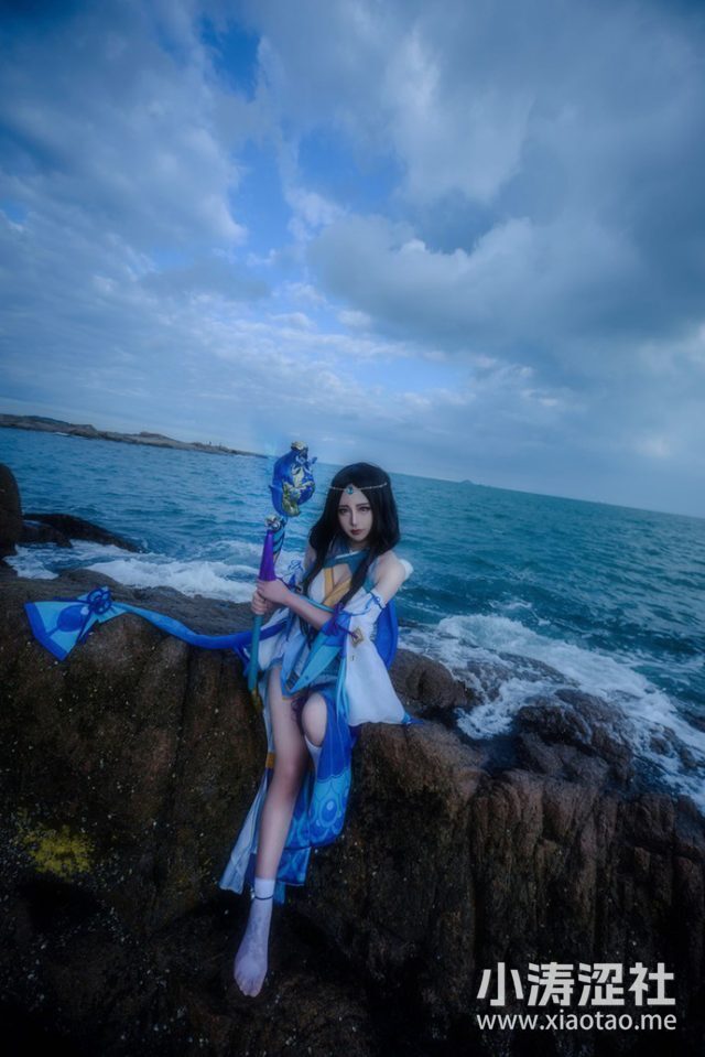 coser@_Azusaa_在《阴阳师》化身美丽的“占卜师”八百比丘尼