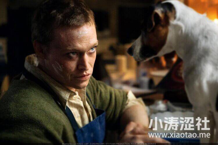 《人犬》卢贝松再度写出一个精彩的「非人」角色，让人犬成了反面的受难耶稣-1