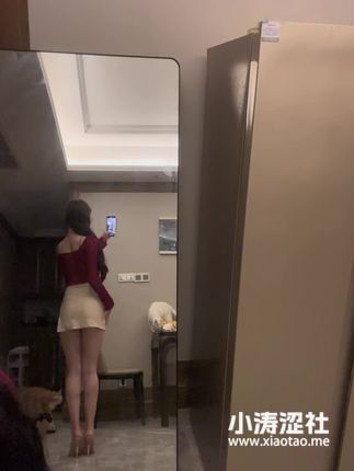 四川辣妹UU宝的微密圈作品图片，展现时尚品味和生活态度