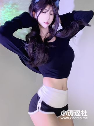CC主播奶尤直播热舞剪辑片，精彩瞬间，不容错过