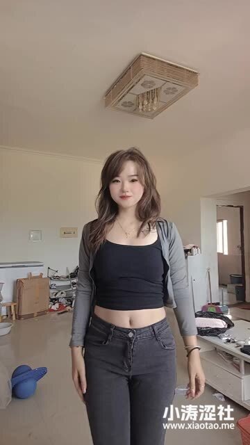 CC小微微舞蹈教学视频，学习她的舞蹈技巧，提升自己的舞蹈水平