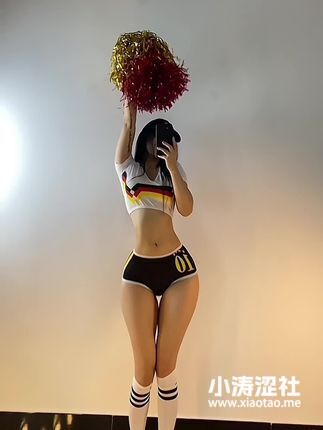 俏妞qiaoniuTT微密圈高清写真，身姿曼妙