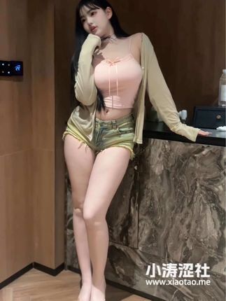 小u优优子微密圈中的绝美作品（抖音红人小u优优子的微密圈亮点）