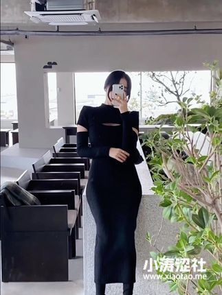 才华横溢女神贤贤子作品图集，照片打造艺术美感与生活态度