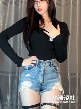 轩子巨二兔微密圈觅圈付费资源，御姐女神满足幻想