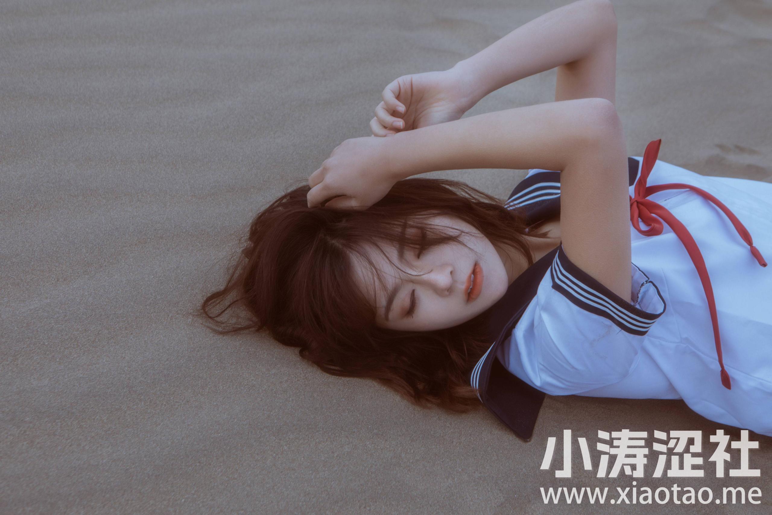 佳佳《沙漠JK》 – YiTuYu艺图语-1