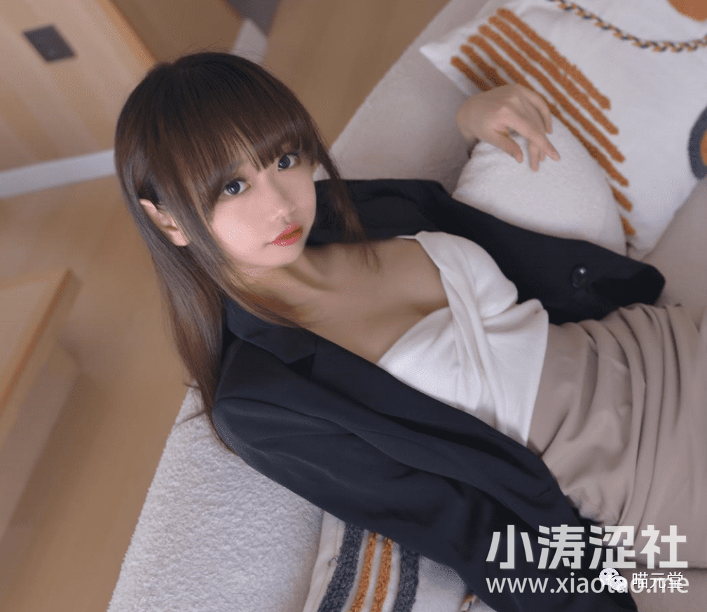 雪琪sama写真~ol后辈出差第一天 cosplay图片资源