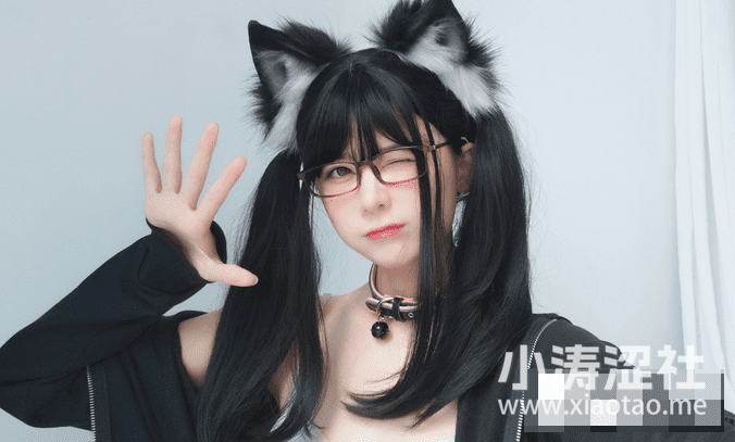 次元圈戴眼镜小姐姐眼酱大魔王w颜值与肉嘟嘟脸蛋备受瞩目-1