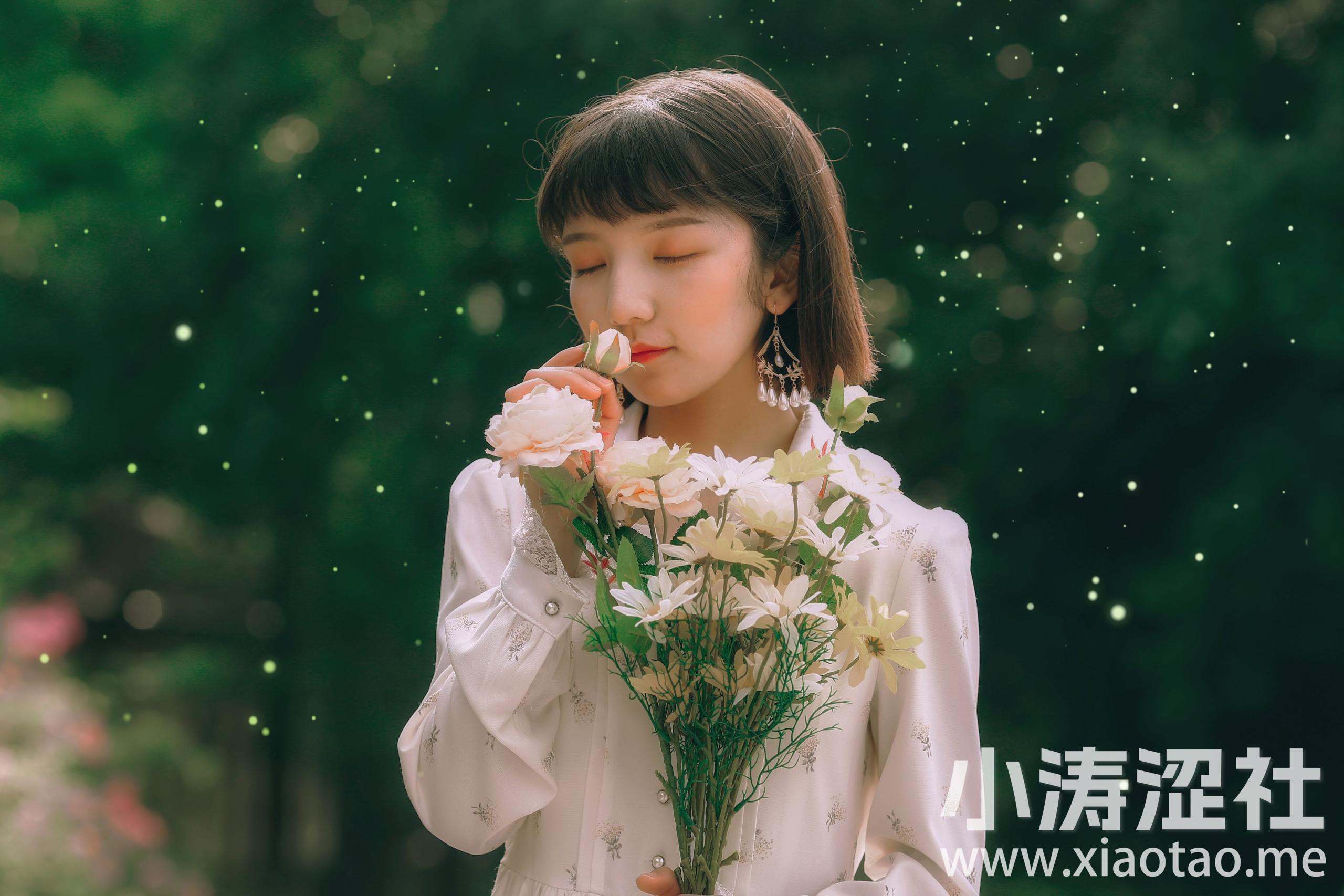 少女的裙摆 唯美 小清新 漂亮 优美 养眼 绿色 少女