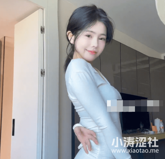 抖音小猫日记小宁hate微密圈的高级感开衫裙作品-1