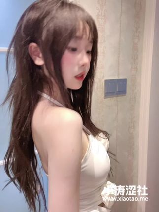网易CC灰灰娜高颜值大尺度舞蹈赏析，挑战极限的作品合集