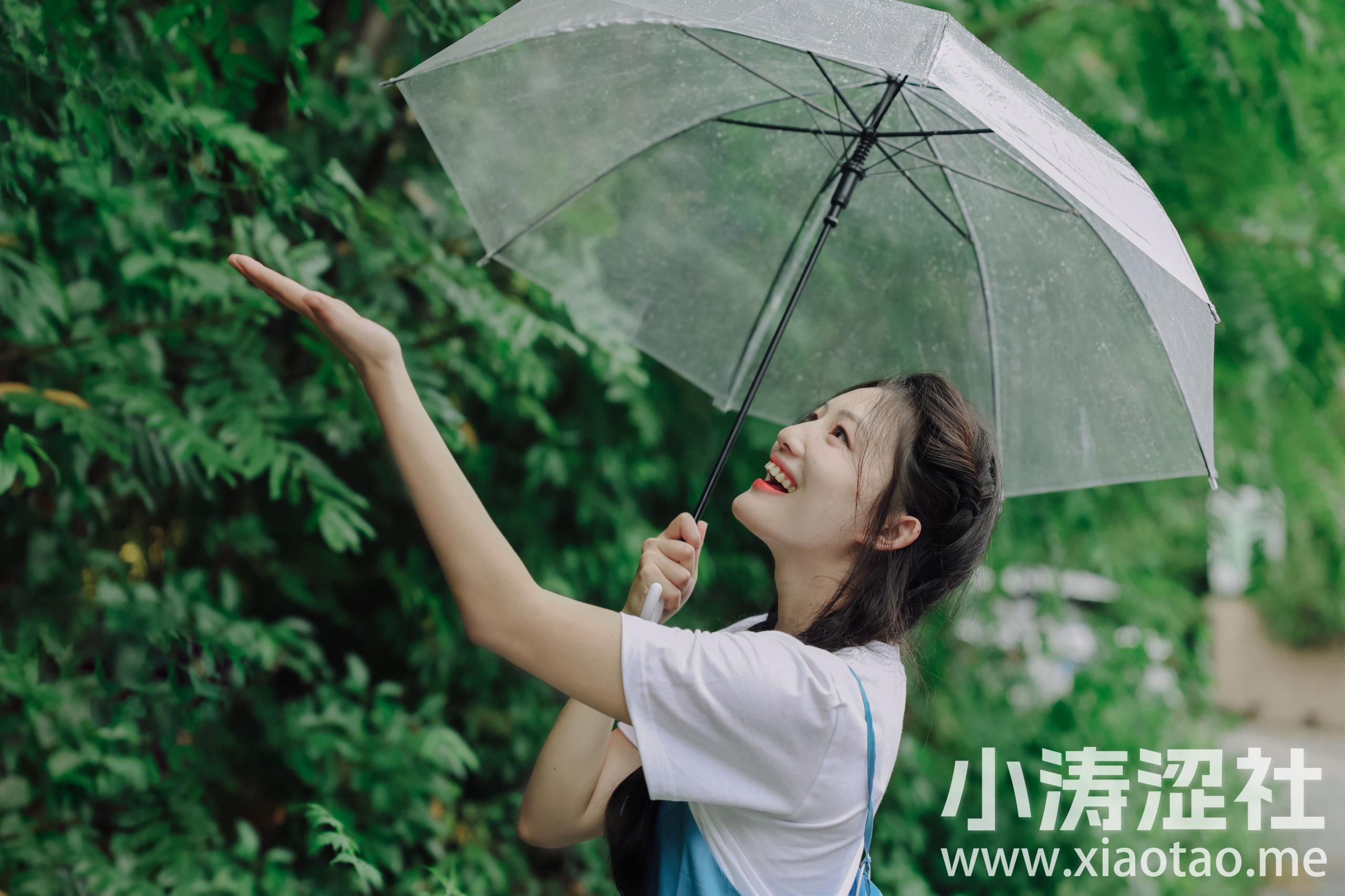 雨后漫步 
