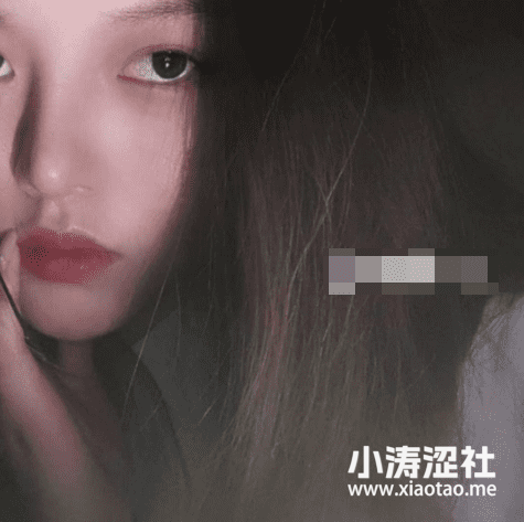 微博红人yuyu超甜吖微密圈引发争议 网友质疑高价收费-1