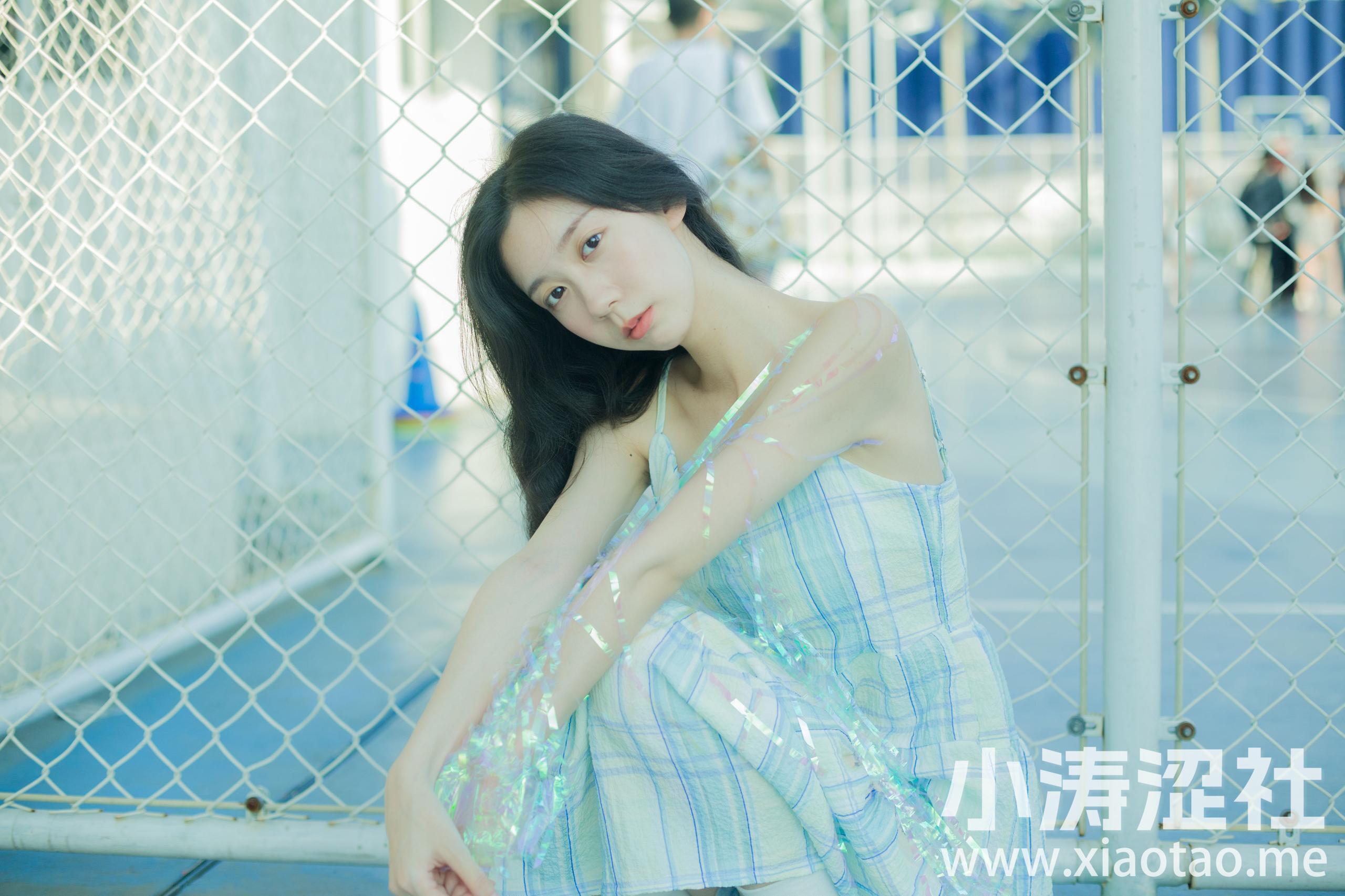 [YiTuYu艺图语] 饲猫少女-《透明》 好看的4K高清无水印纯欲妹子意境唯美写真完整版图集