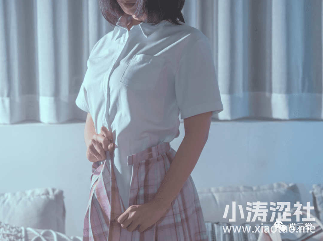 云溪溪cos~反差学妹 cosplay写真图片欣赏