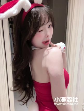 网易CC灰灰娜大尺度定制舞蹈，高颜值高挑美女的热辣演出