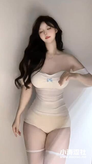 CC小吴同学高定舞蹈作品解析，舞蹈动作中的深层内涵