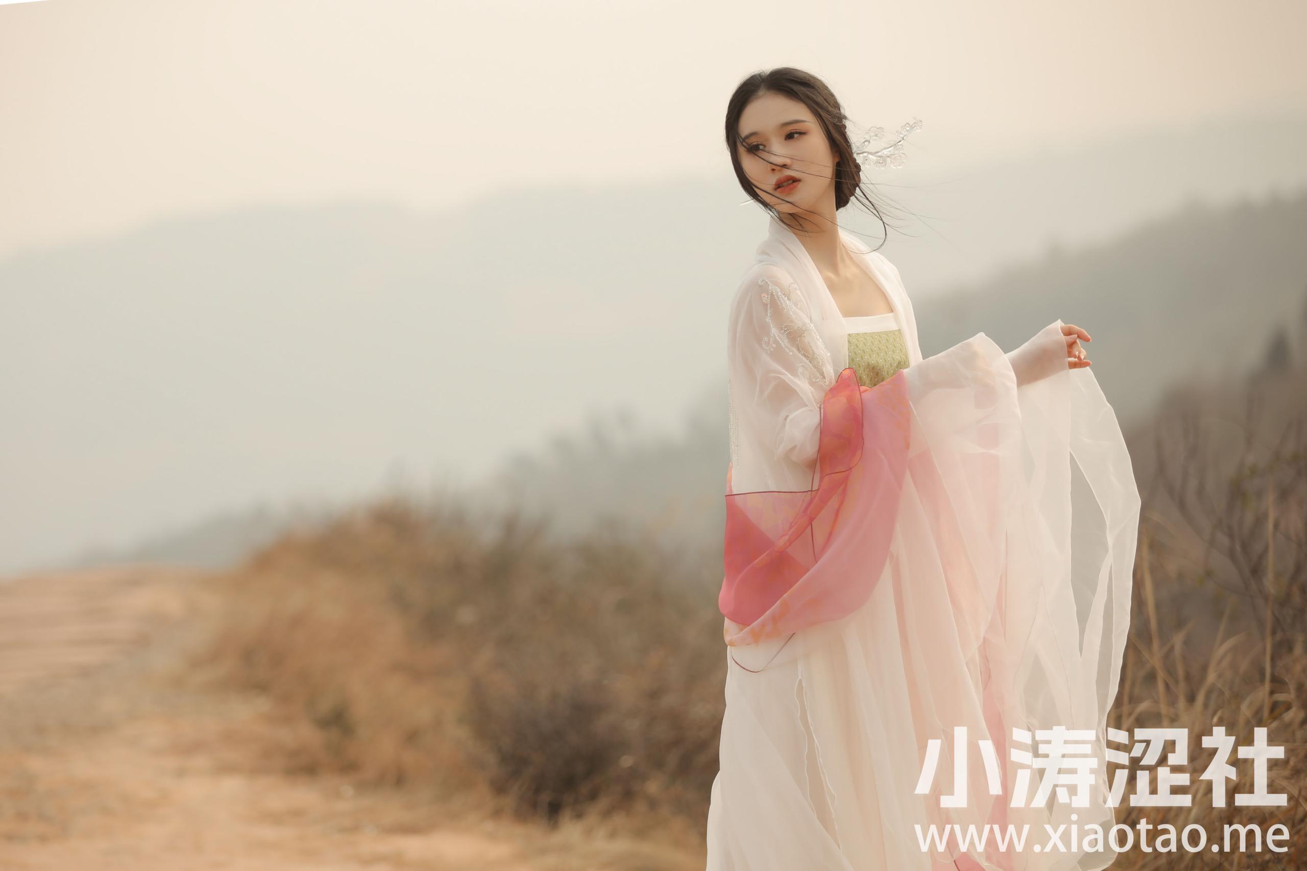 莫道桑榆晚，为霞尚满天 汉服 古风 美人 模特 美图 优美