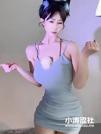 CC奶尤双视角热舞合集，如何欣赏她的完整舞蹈表演？